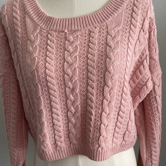 Better Be Pink Cable Knit Cropped Sweater Size Large - Picture 4 of 7